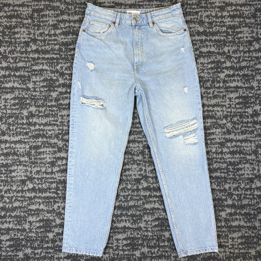 Zara Mom Jeans Womens 8 Light Wash Blue Distressed Ripped High Waisted Denim